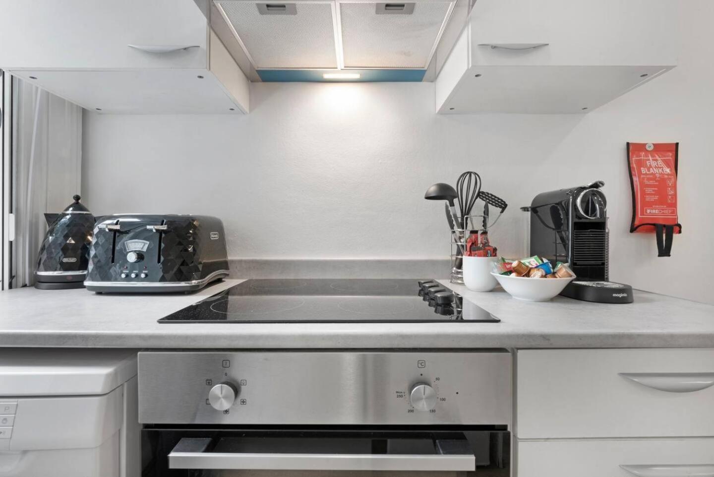 2 Bed Piccadilly Apartment 3 Londýn Exteriér fotografie