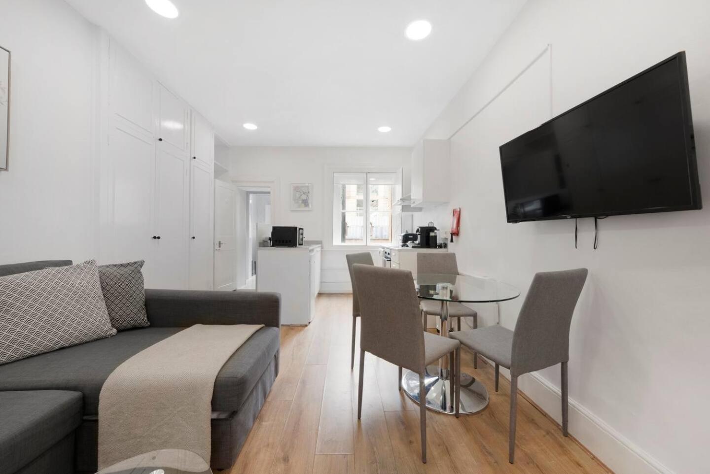 2 Bed Piccadilly Apartment 3 Londýn Exteriér fotografie